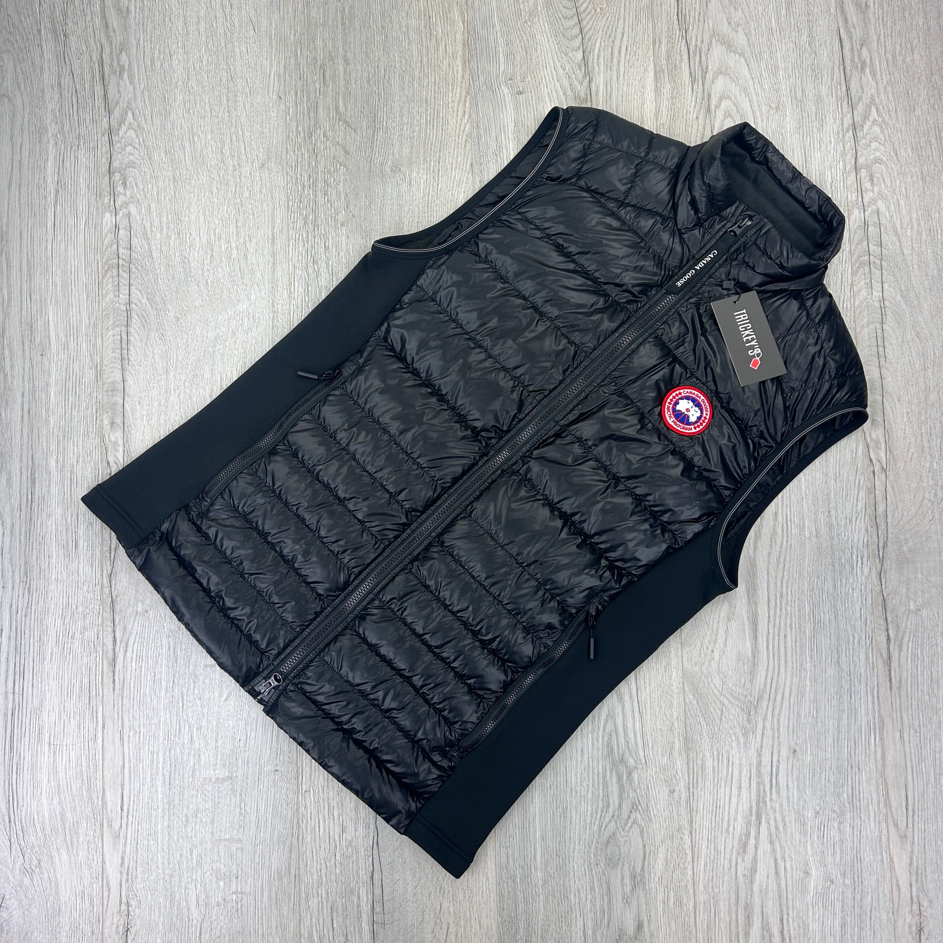 Canada Goose Men s Black Hybridge Vest Gilet Trickey.store