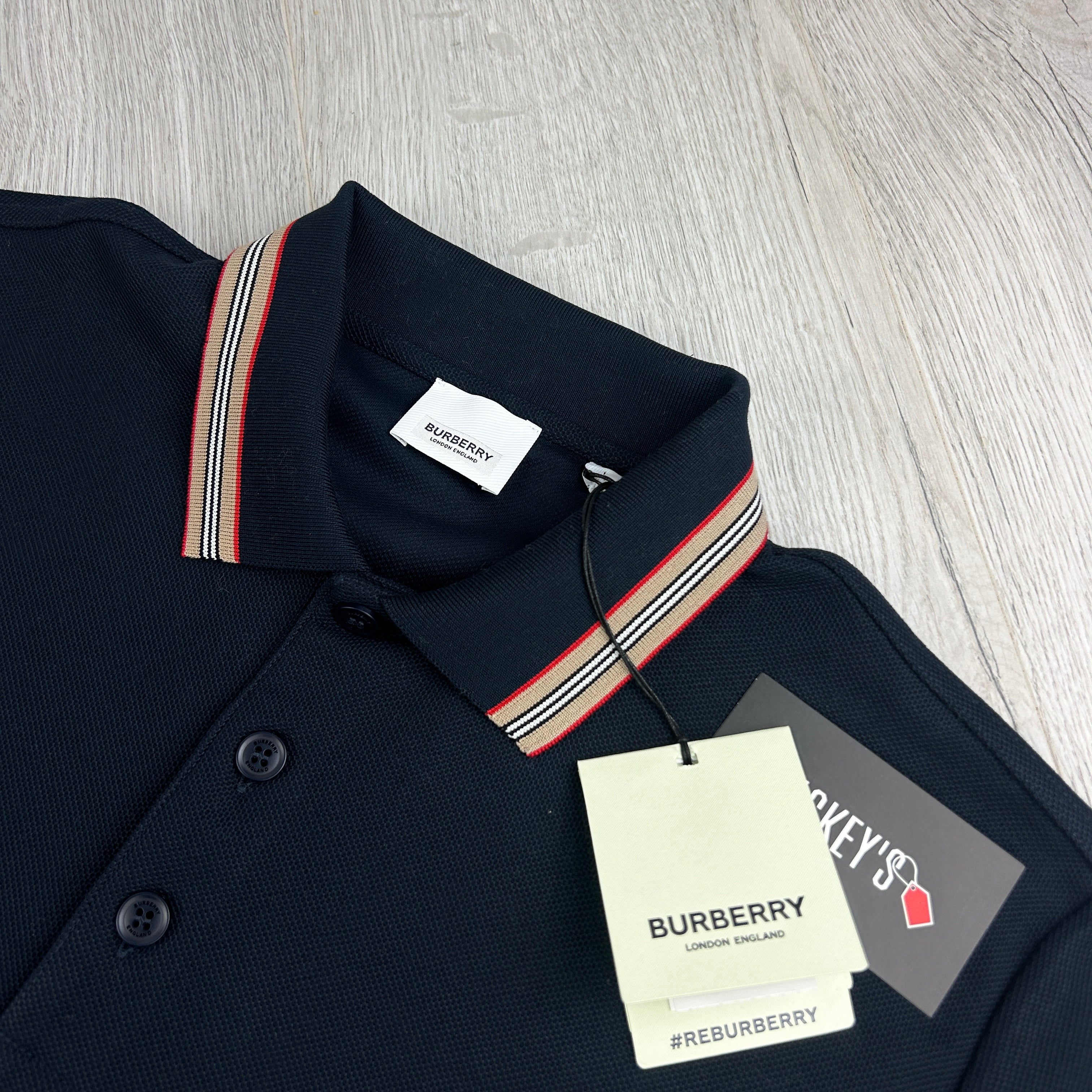 Burberry polo outlet tee price singapore