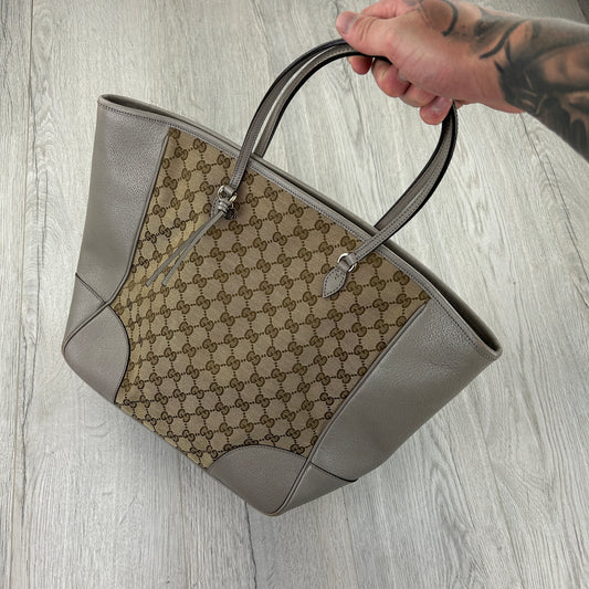 Gucci Women’s Beige GG Medium Hand Bag