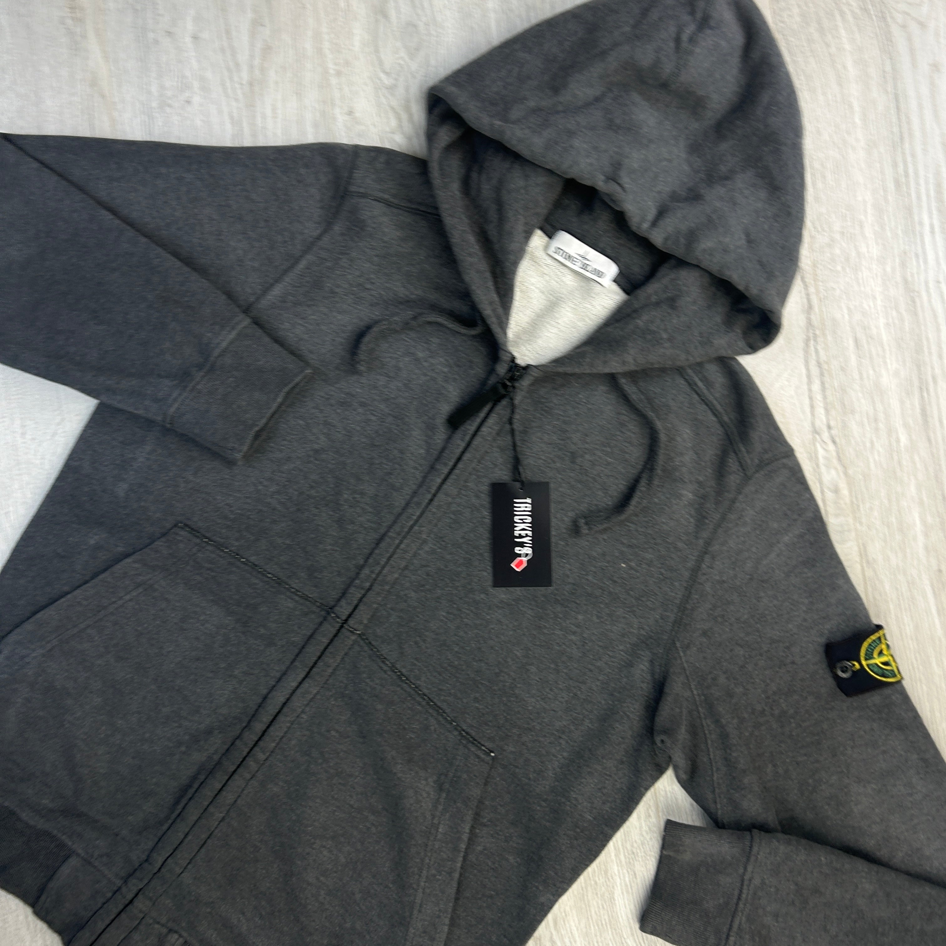 Dark grey store stone island hoodie