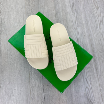 Bottega Veneta Women’s Cream Slides - Uk 5