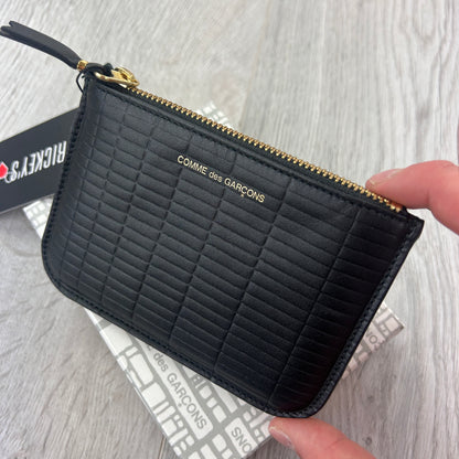 Comme des garcons black zip-up purse