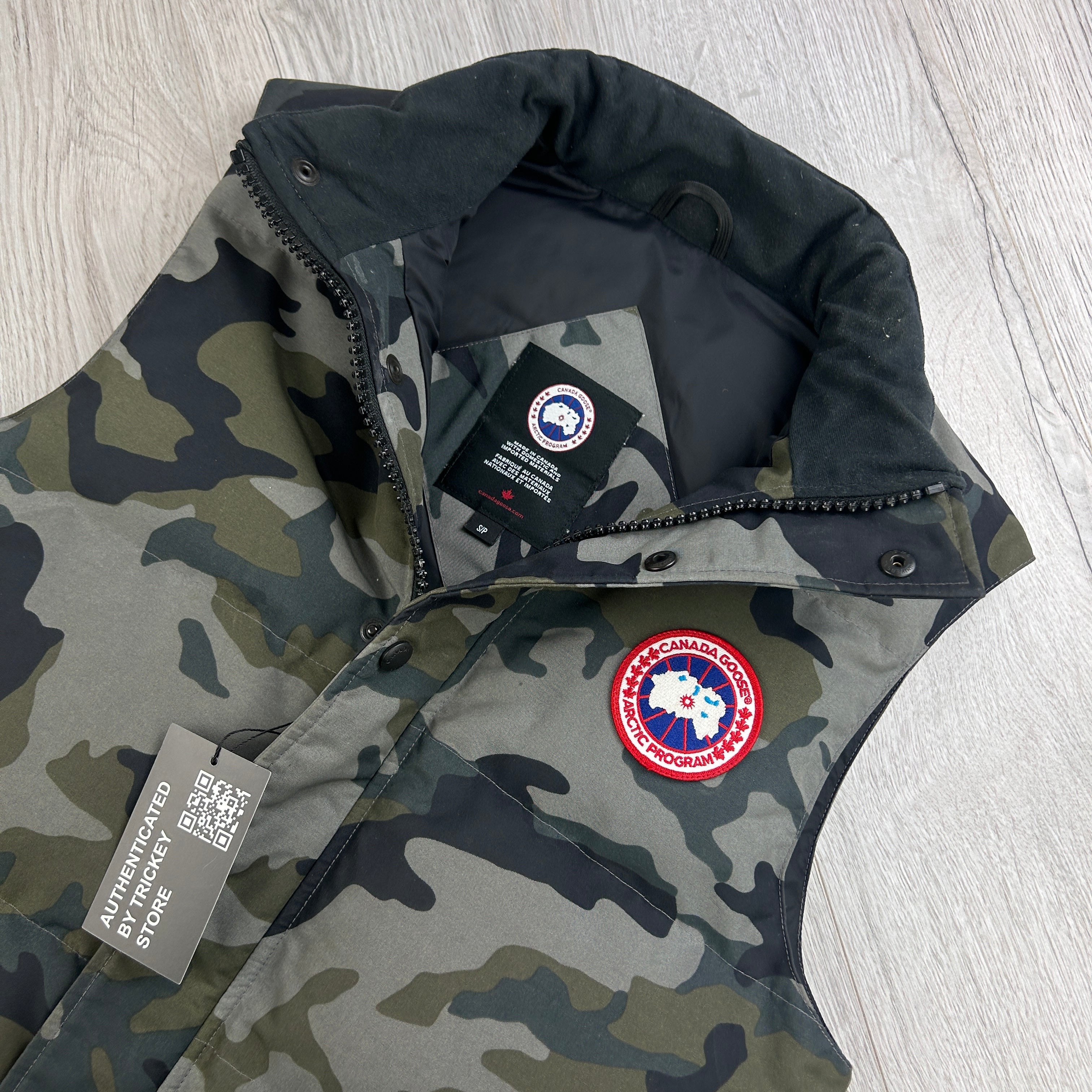 Canada Goose Men's Camo Bodywarmer - Small – Trickey.store