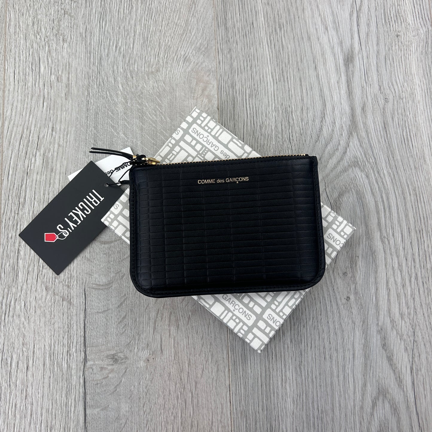 Comme des garcons black zip-up purse