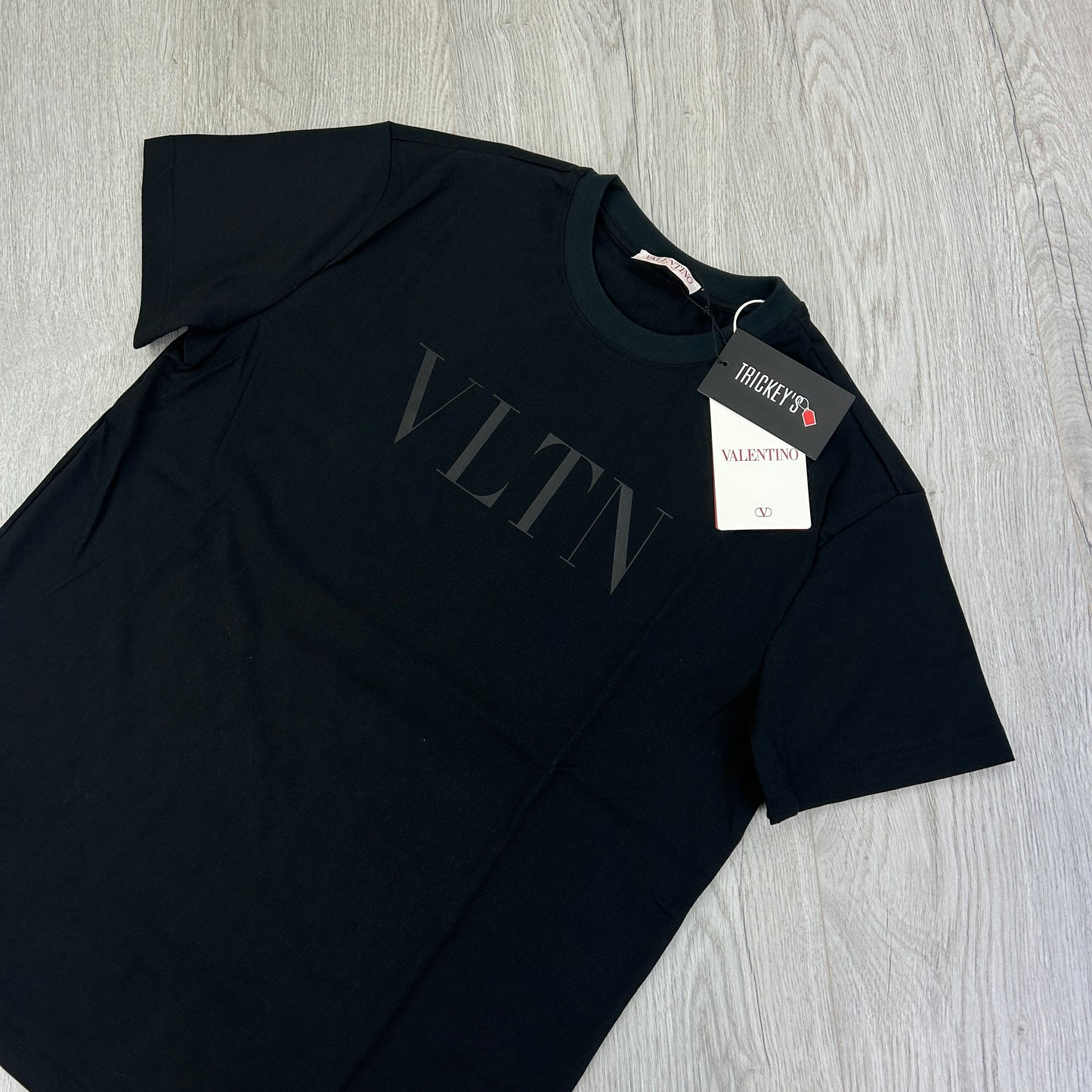 Valentino Men’s ‘VLTN’ Black T-shirt