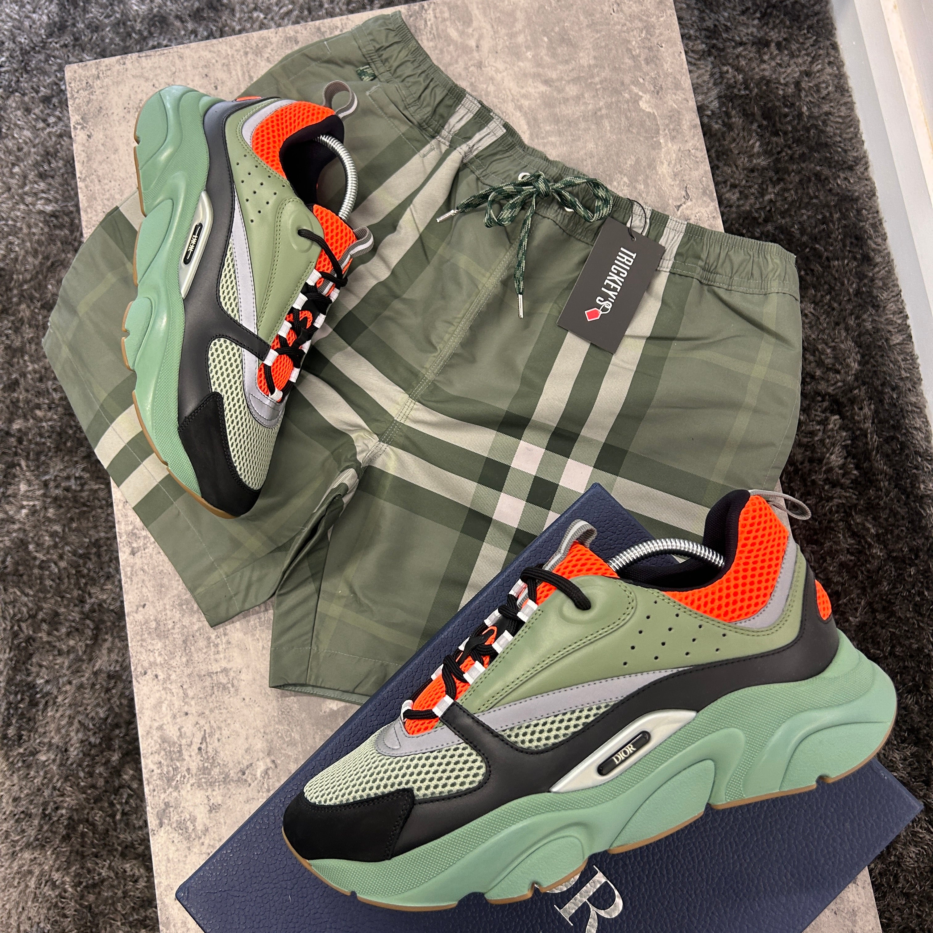 Dior b22 green orange online