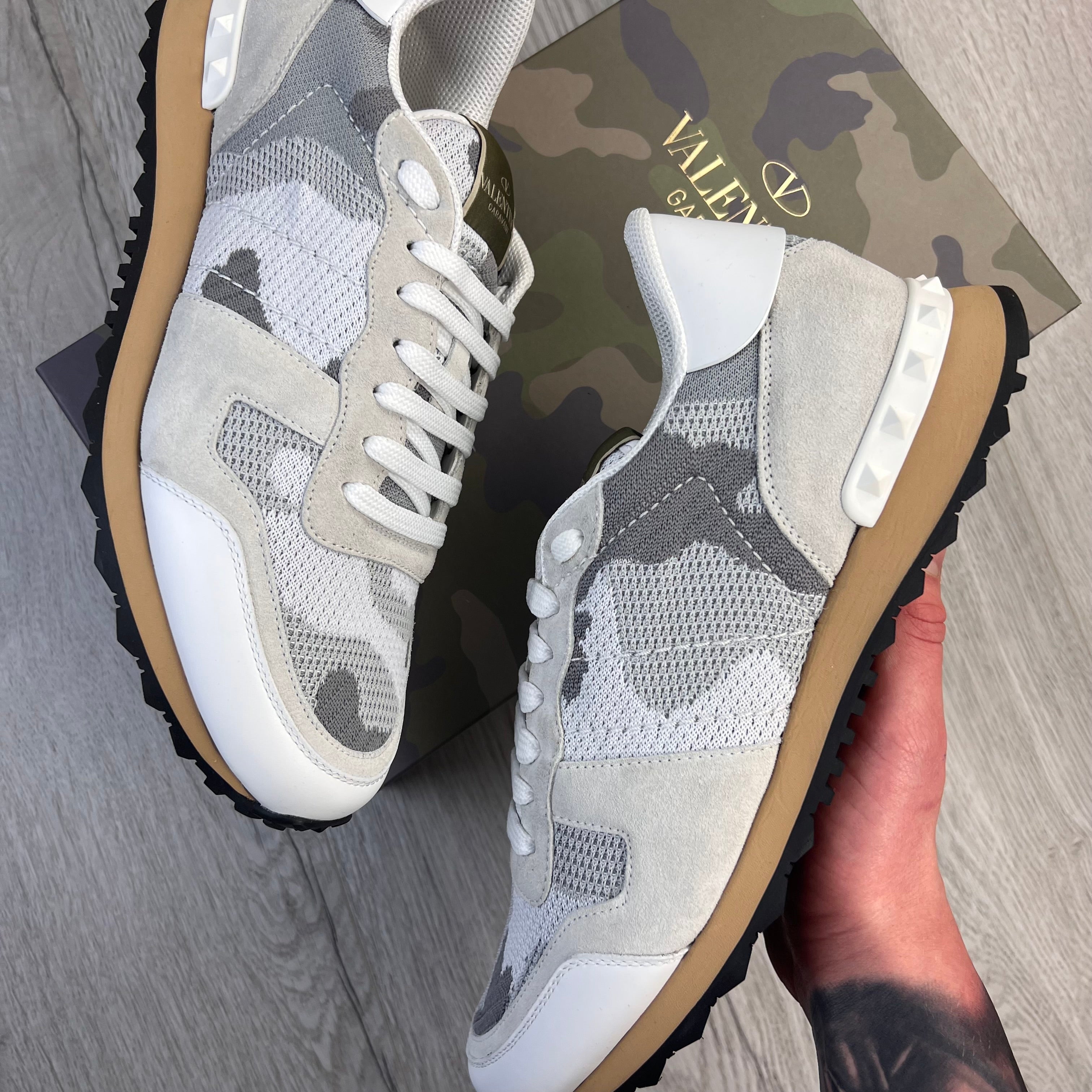 Black and outlet white camo valentino's