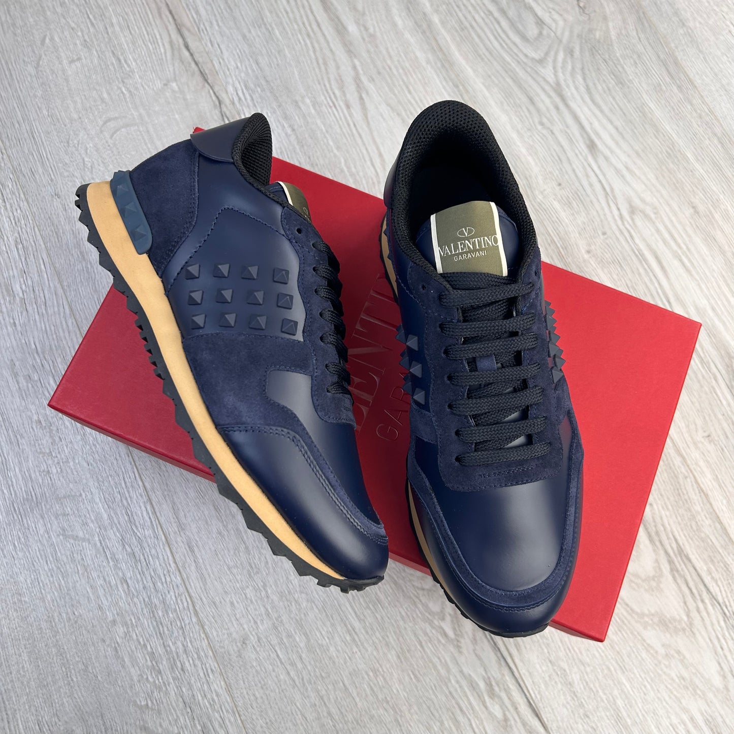 Valentino navy store trainers