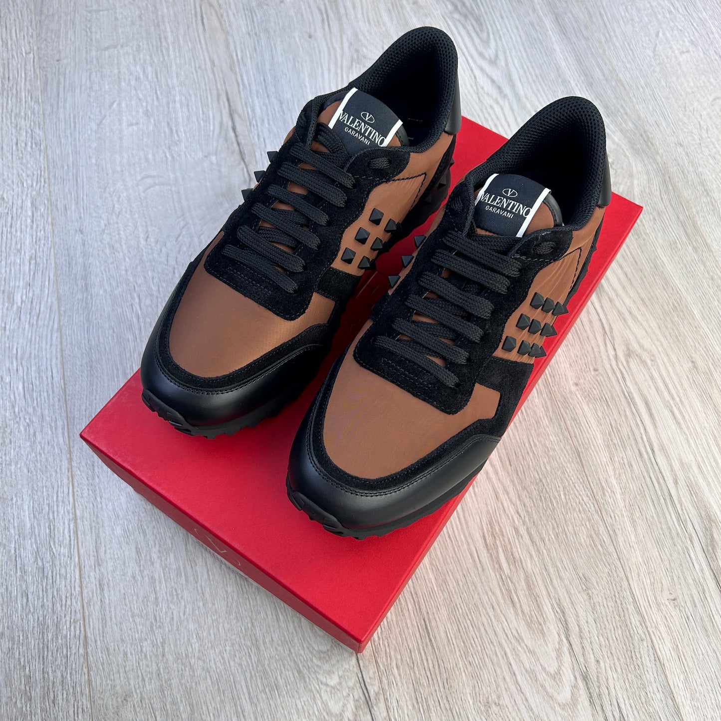 Valentino Men’s Black & Bronze Rockstud Trainers - Uk 7.5