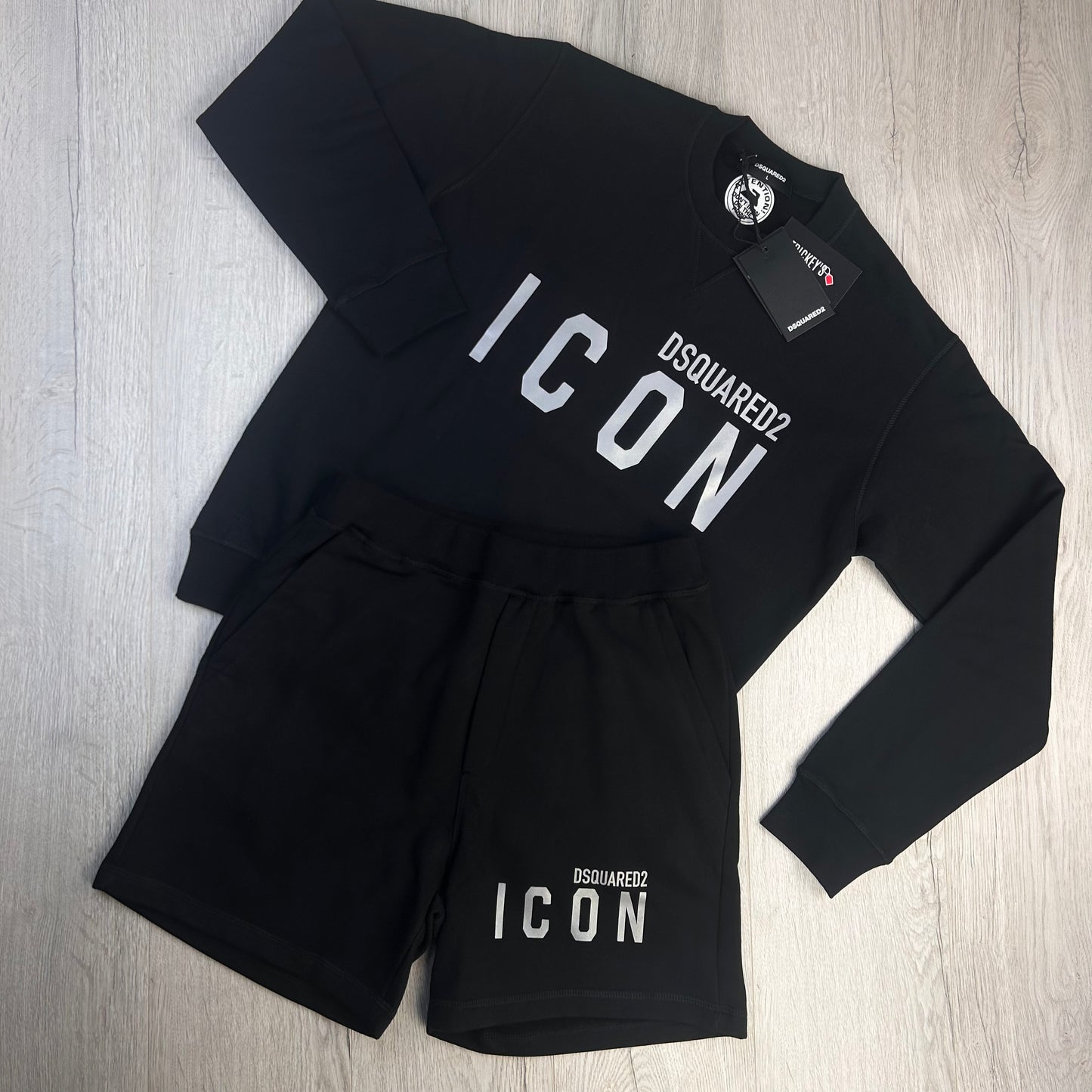 Dsquared2 Men’s Black ICON Jumper & Short Set