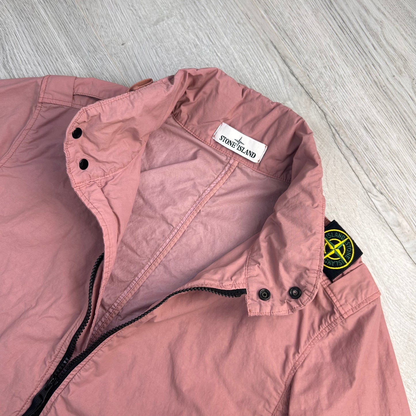 Stone Island Men’s Pink Naslan Light Watro Zip-up Jacket - Small
